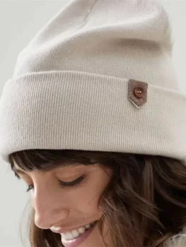 Дамски вязаная капачка 2023, Новата есенно-зимна кашмир однотонная модни и ежедневни топла шапка